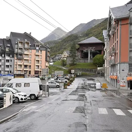 Chaleureux à - 35 M² - Casier à Skis * Cauterets